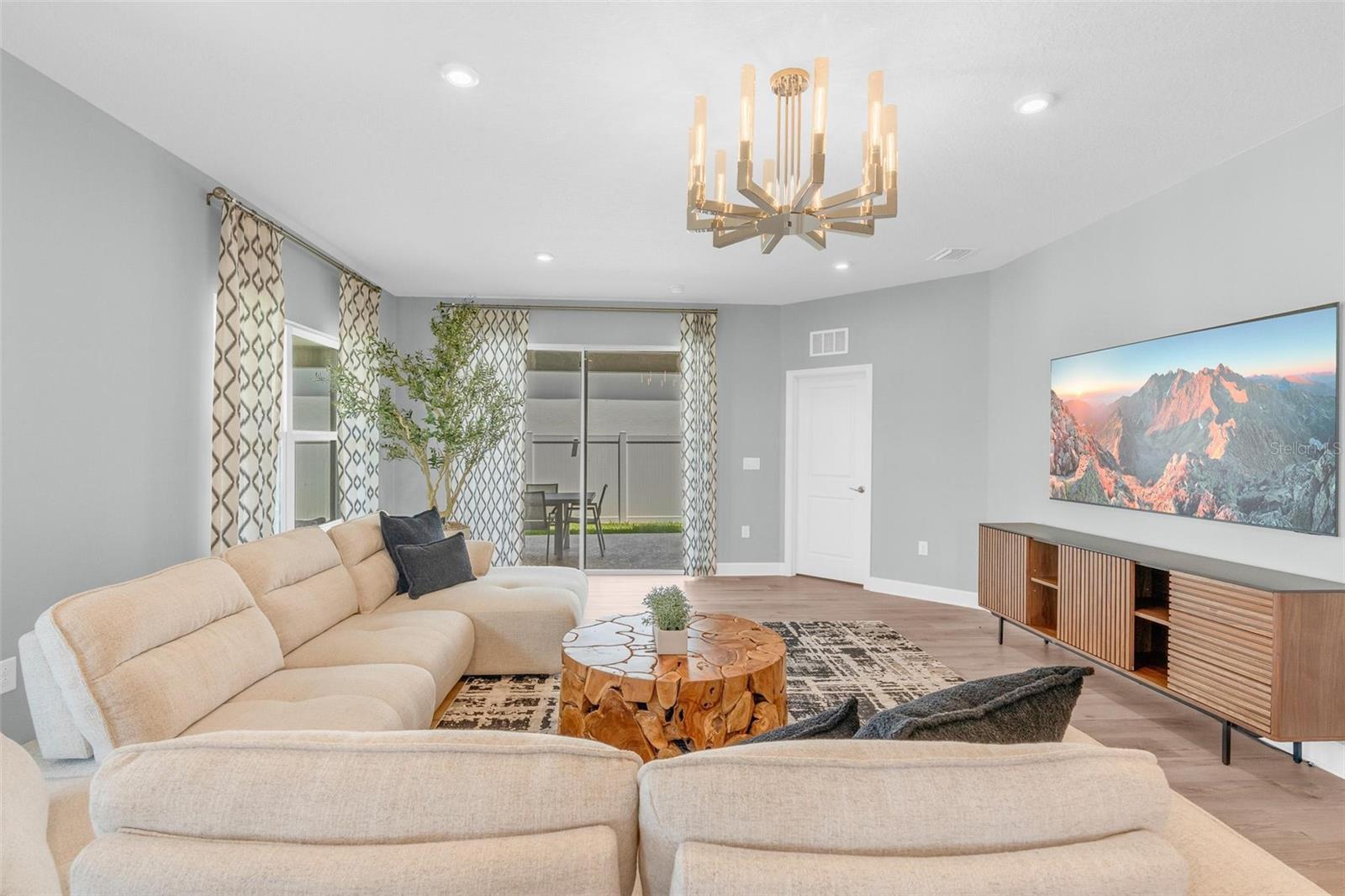 BELLA TERRA - Residential