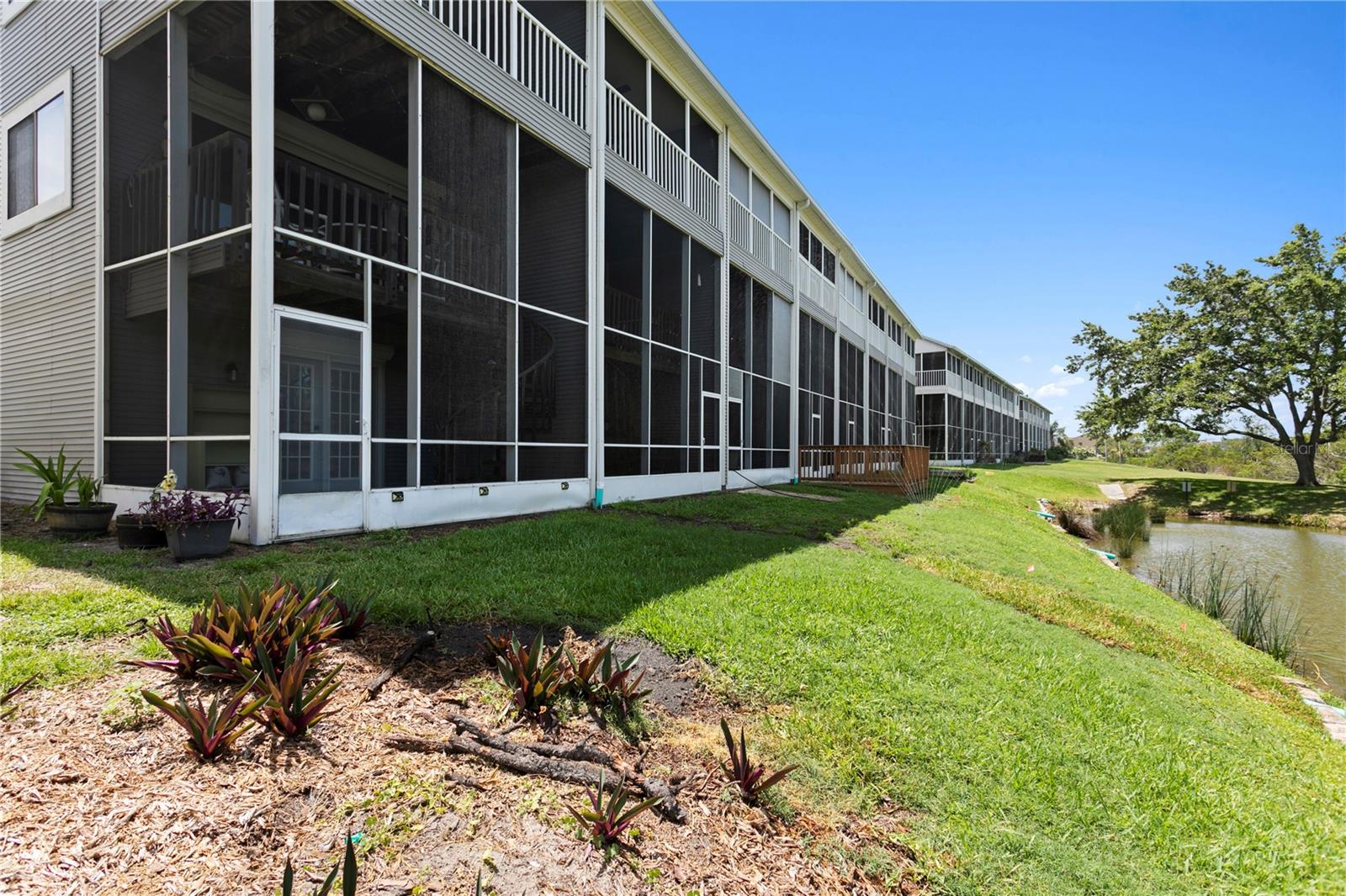 TARA CAY III - Residential