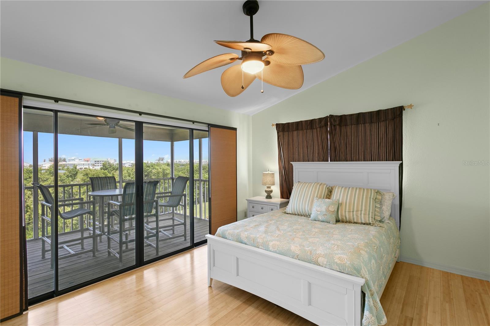 TARA CAY III - Residential