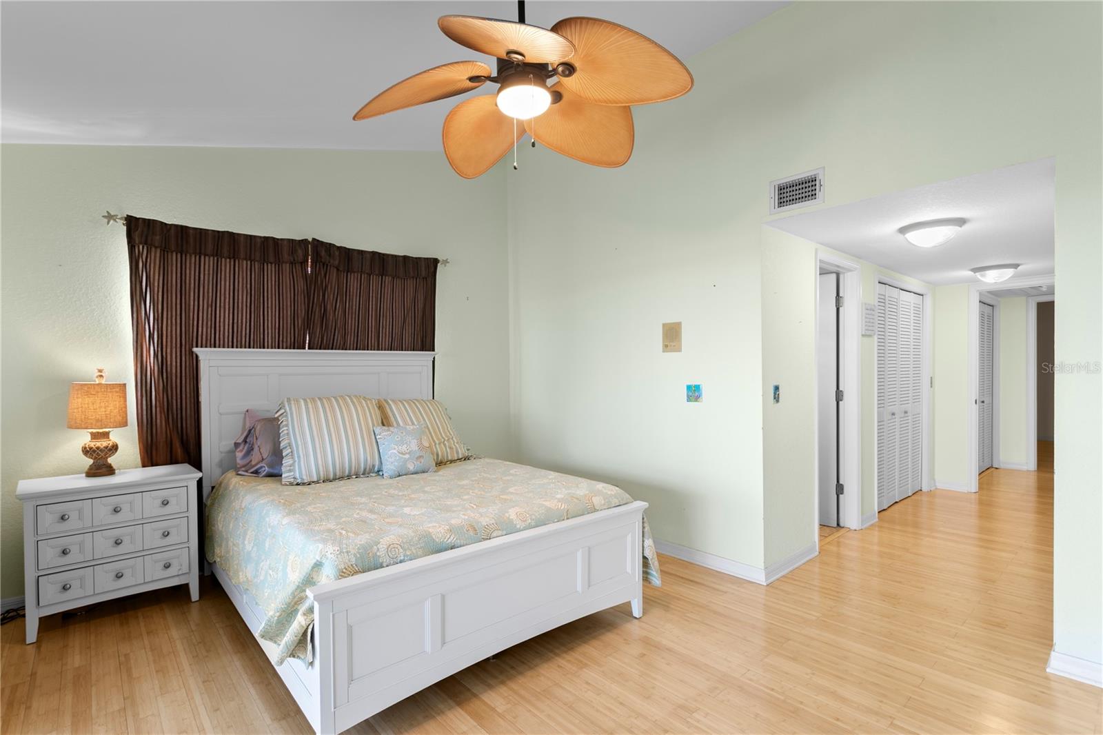 TARA CAY III - Residential