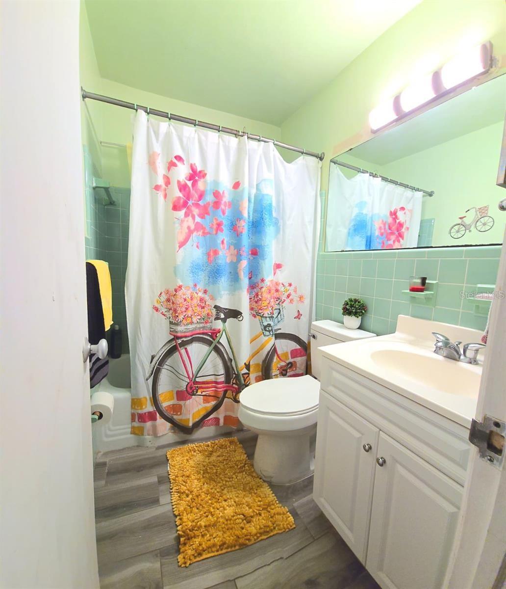 SUN RAY HOMES 01 - Residential