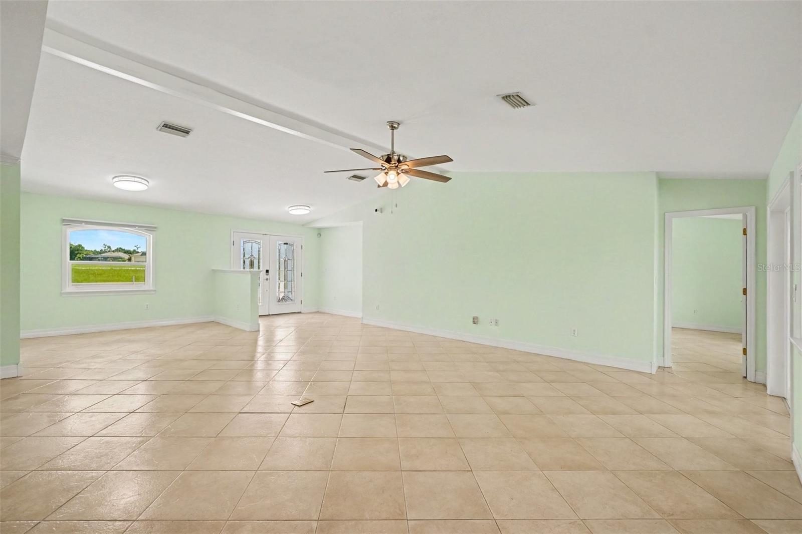 KINGS XING - Residential