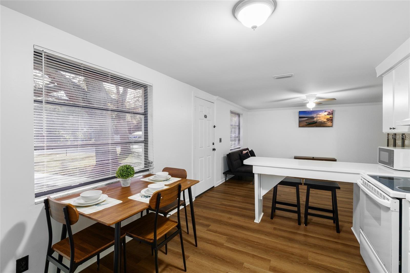 BYARS REVISION OF SUNNYLAND AC - Residential Lease