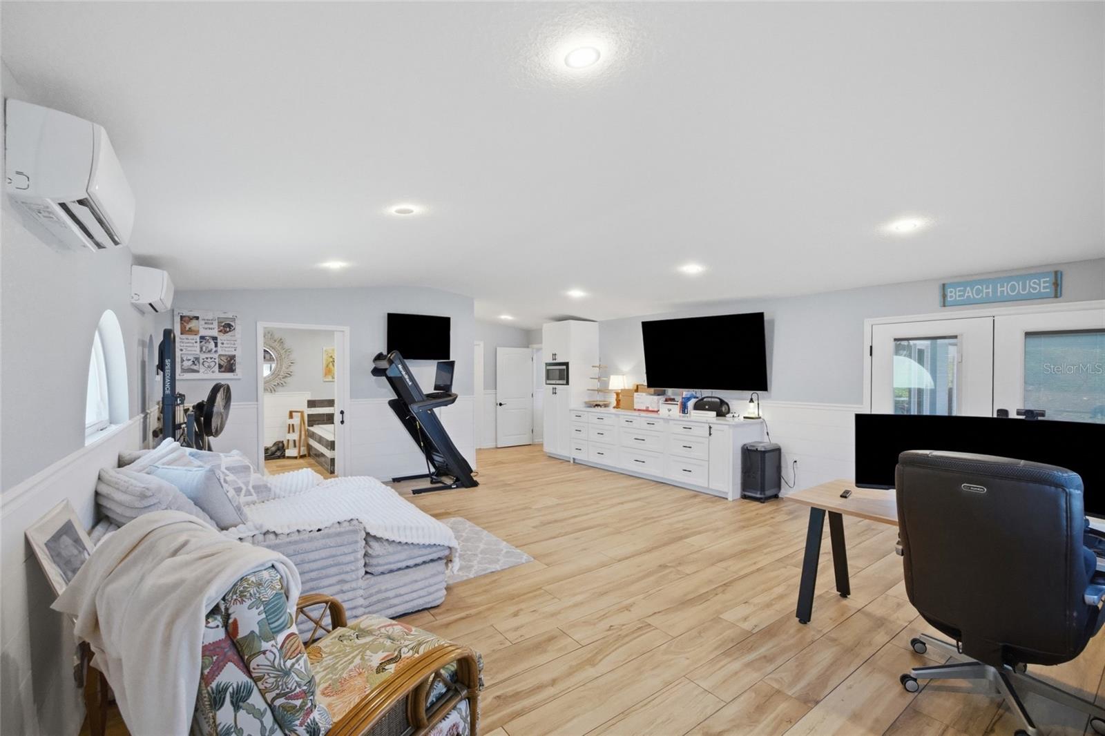 HAYWARD & MILES SUB - Residential