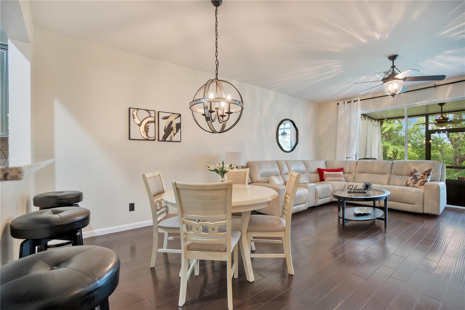 REGENCY OAKS UNIT THREE - Residential