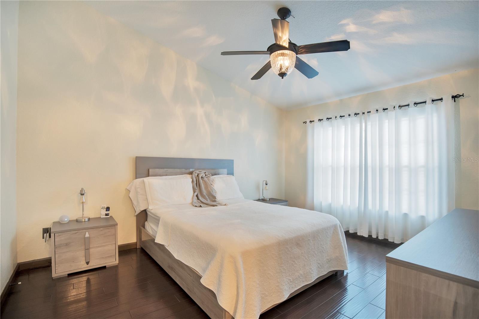 REGENCY OAKS UNIT THREE - Residential