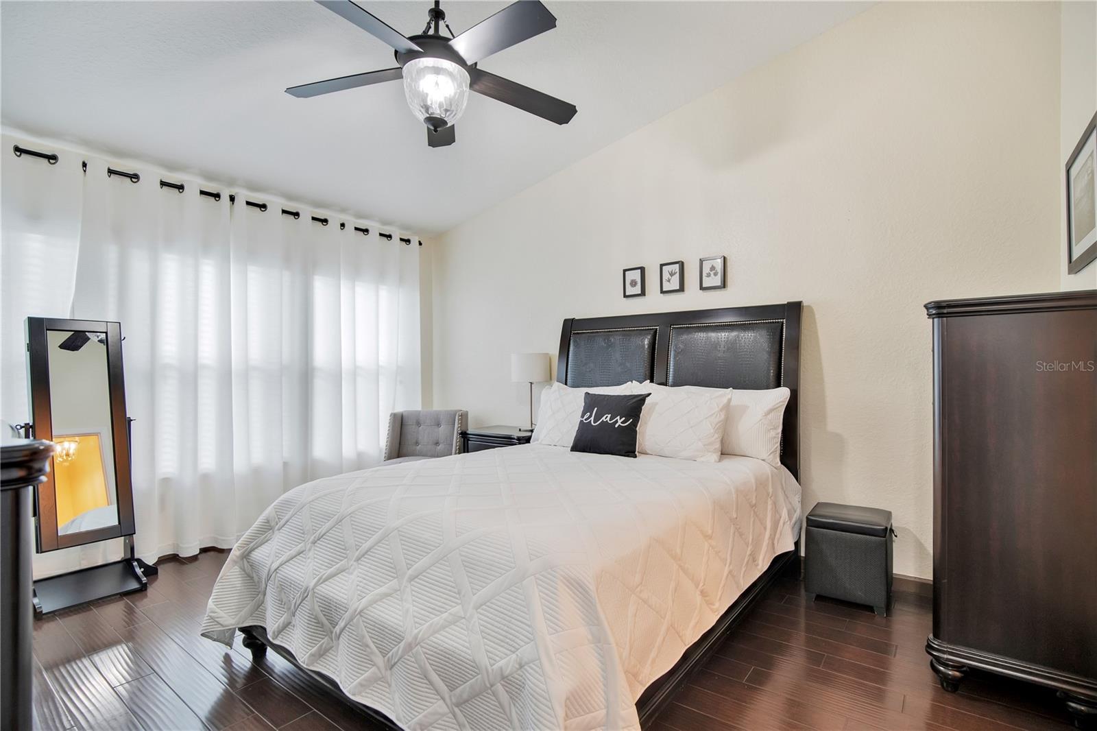 REGENCY OAKS UNIT THREE - Residential