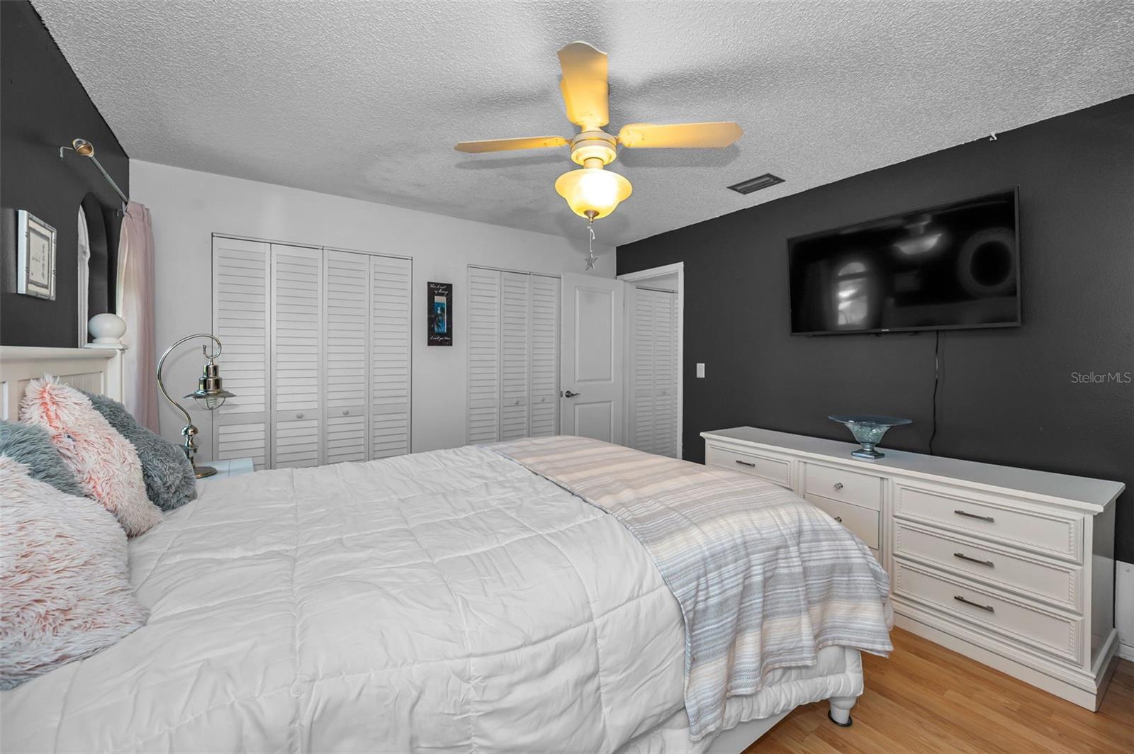 OAKLEAF VILLAGE - Residential