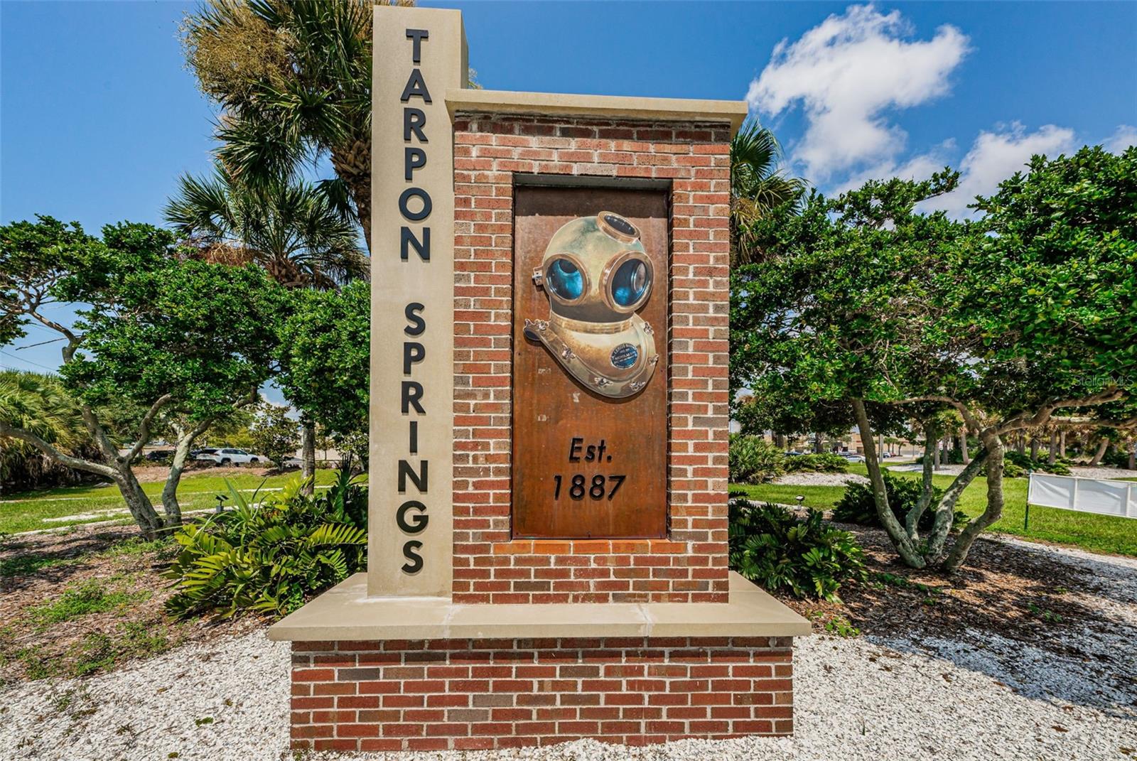 OAKLEAF VILLAGE - Residential