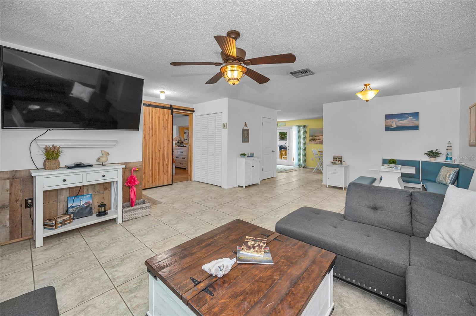 OAKLEAF VILLAGE - Residential