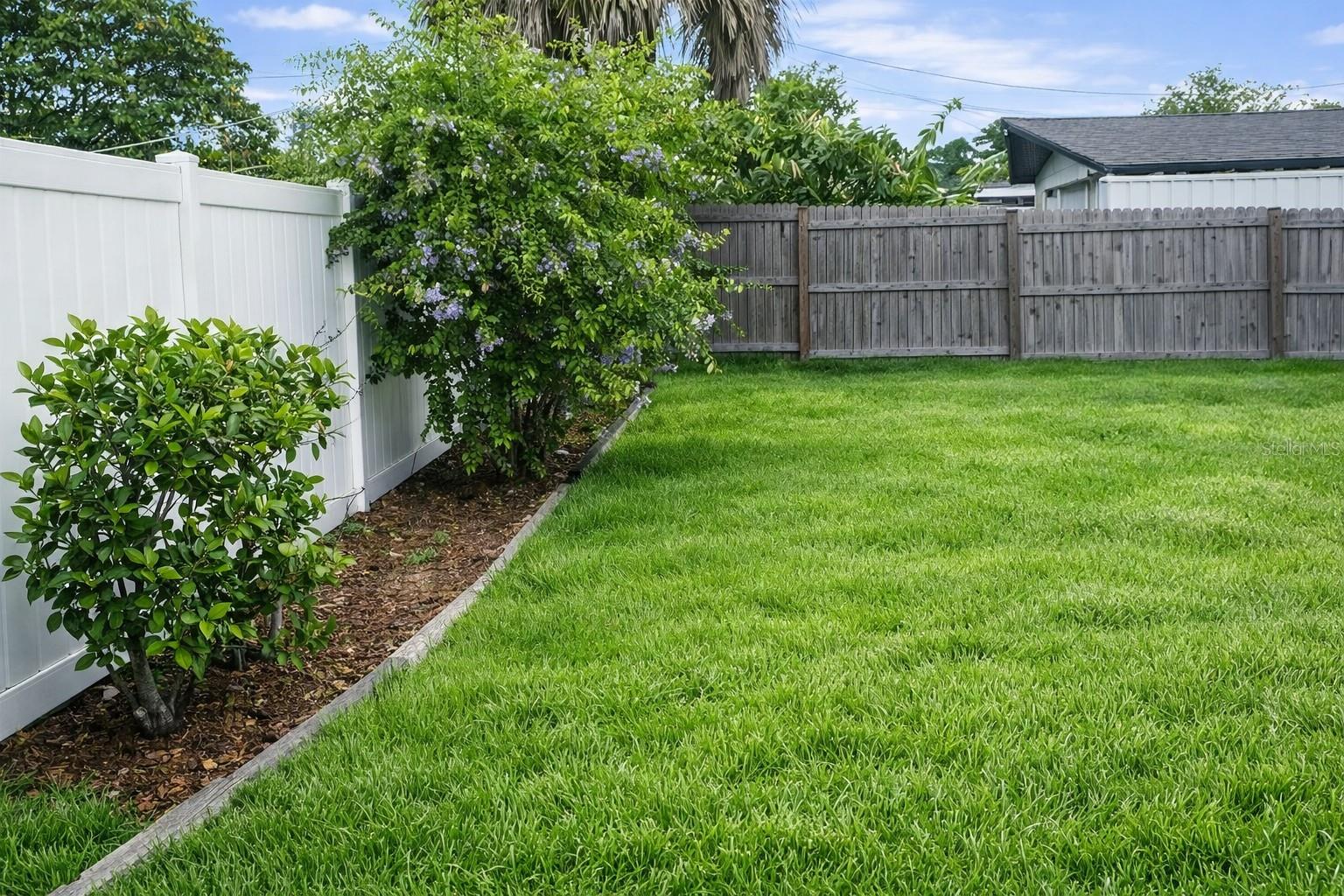 BAYOU MANOR 1ST ADD LOT 37 - Residential