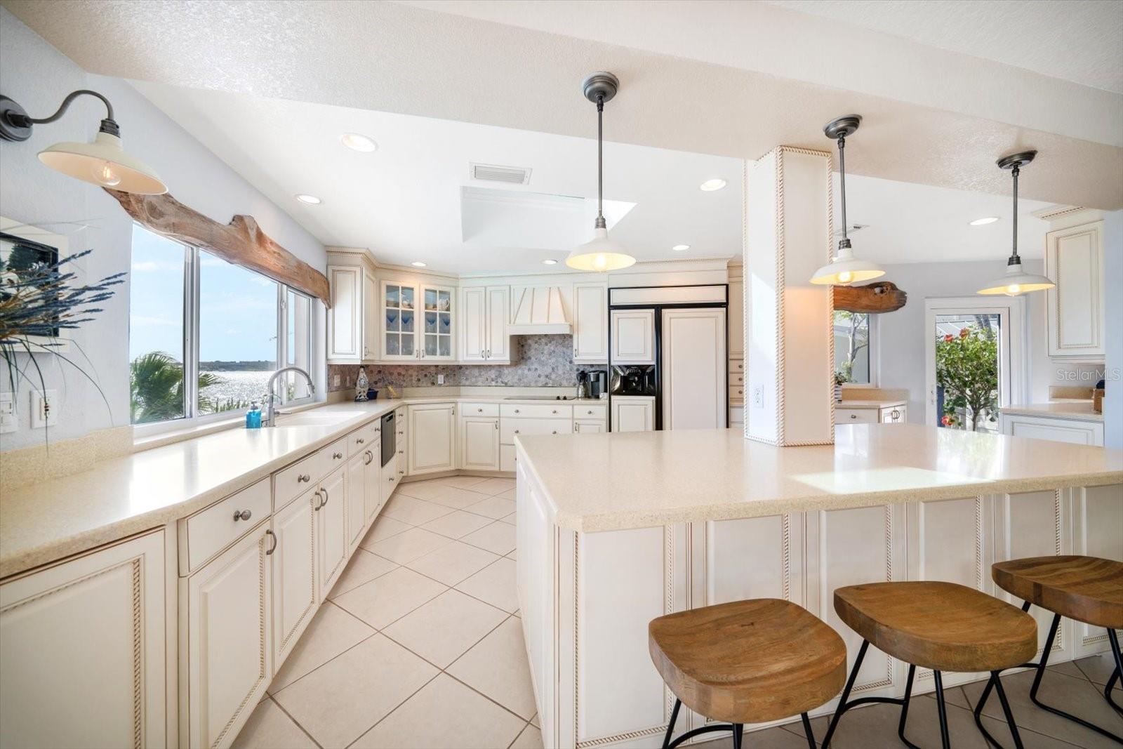 BELLEVUE ESTATES ISLAND 1ST ADD - Residential