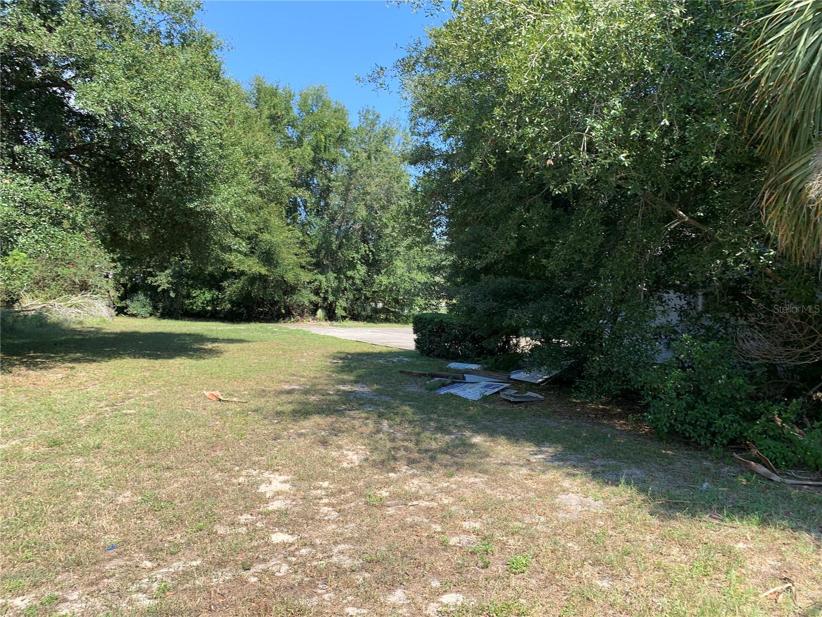 LEESBURG SCHOOL VIEW - Land