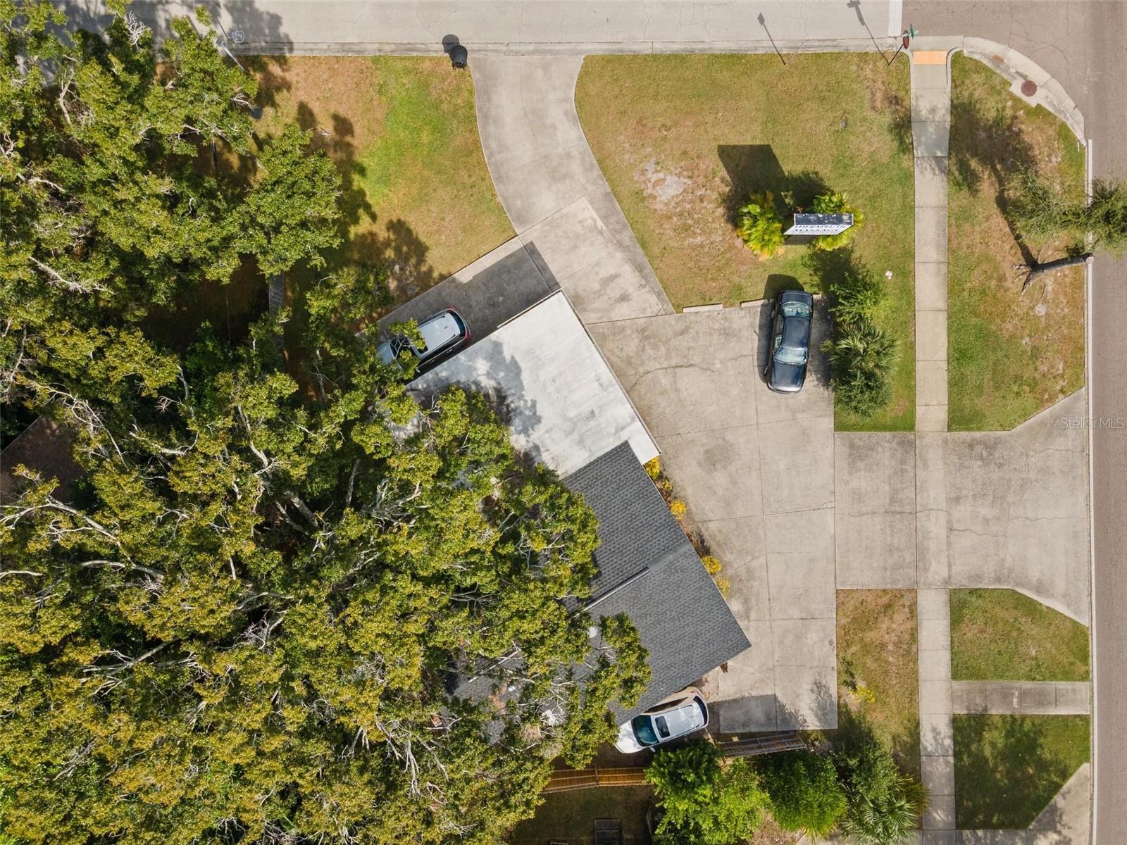 DISSTON GARDENS - Commercial Sale