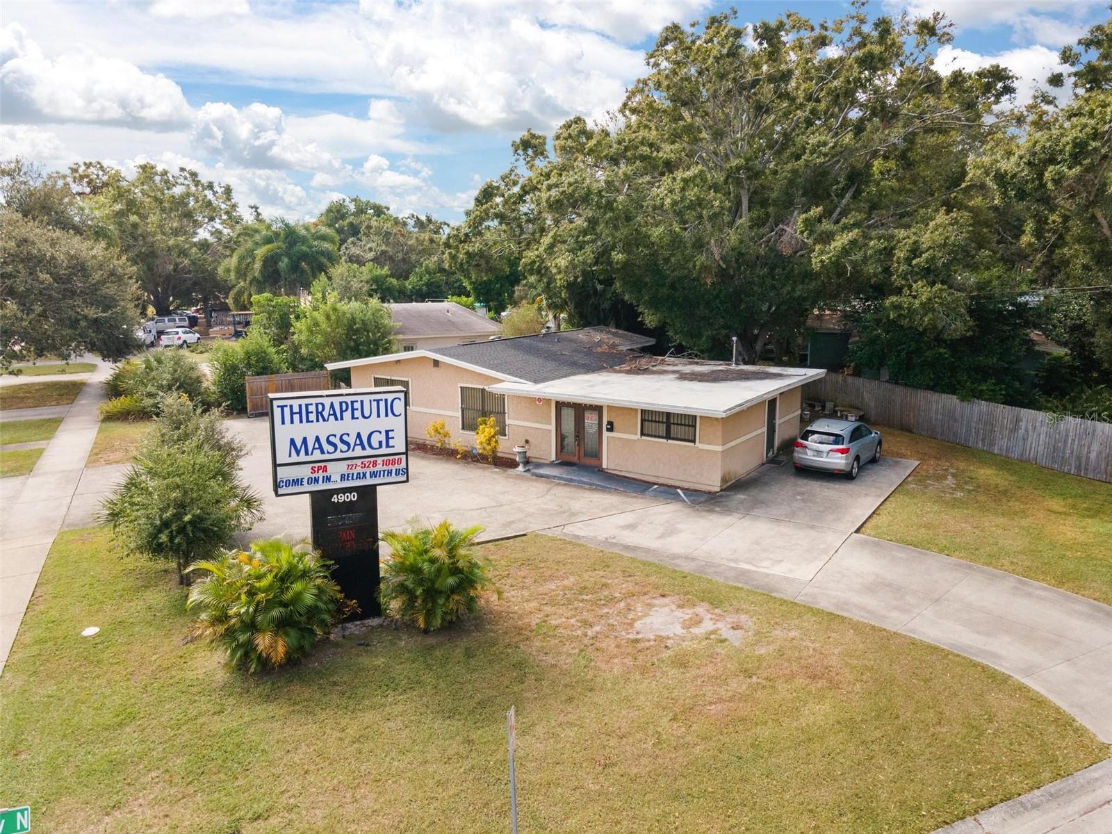 DISSTON GARDENS - Commercial Sale