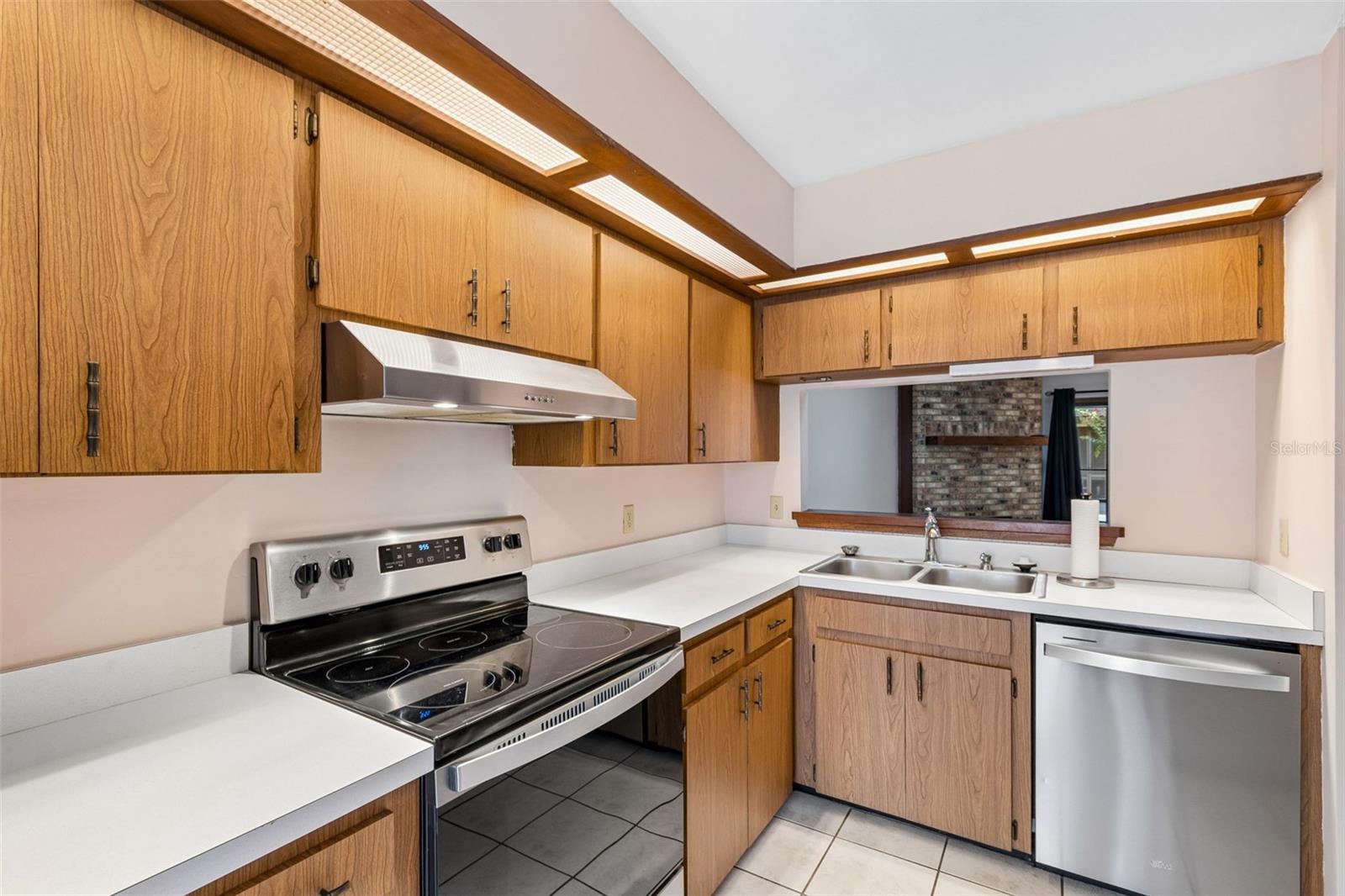 CEDARWOOD VILLAGE 1 - Residential