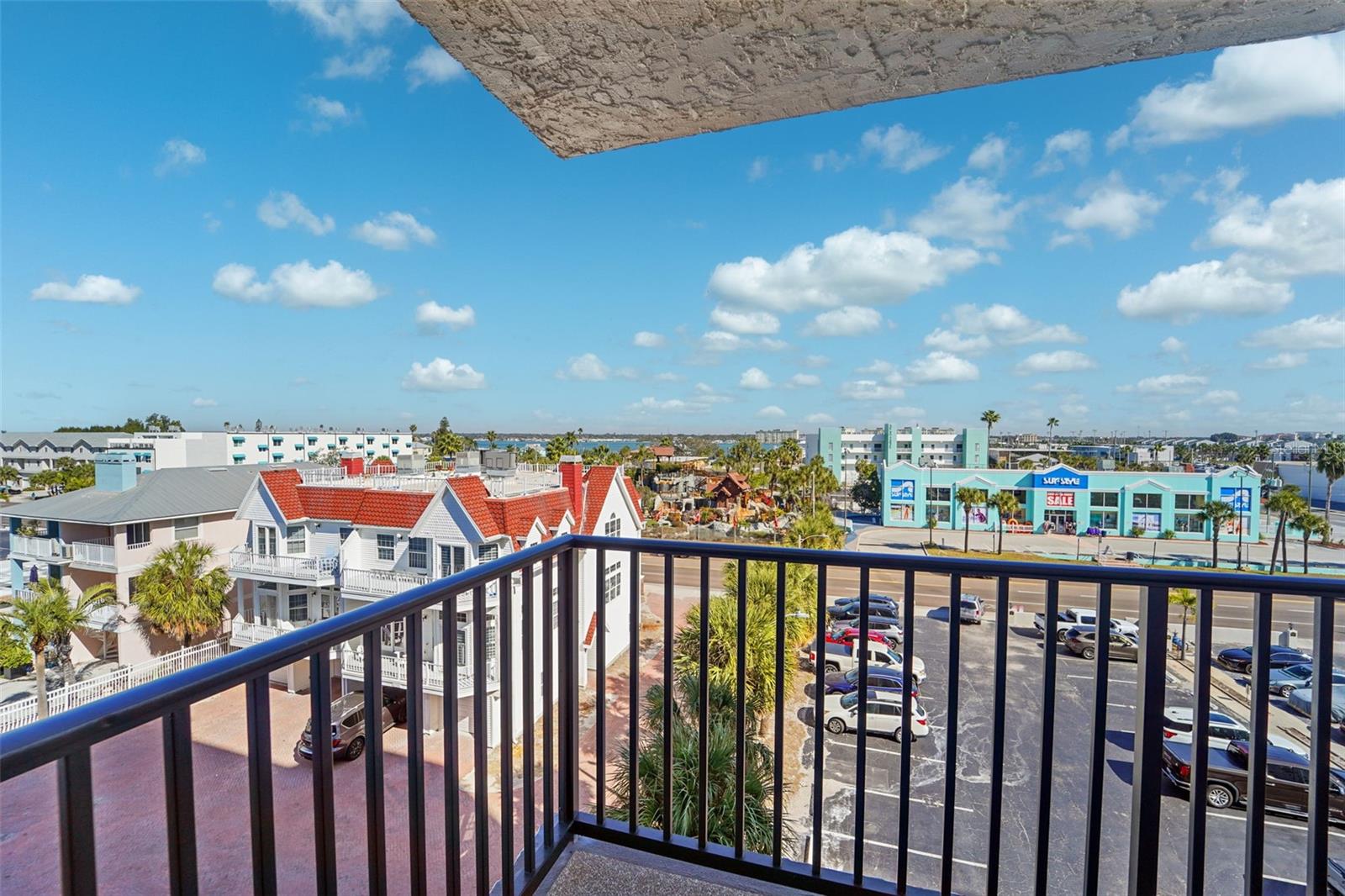 MADEIRA TOWERS CONDO - Residential