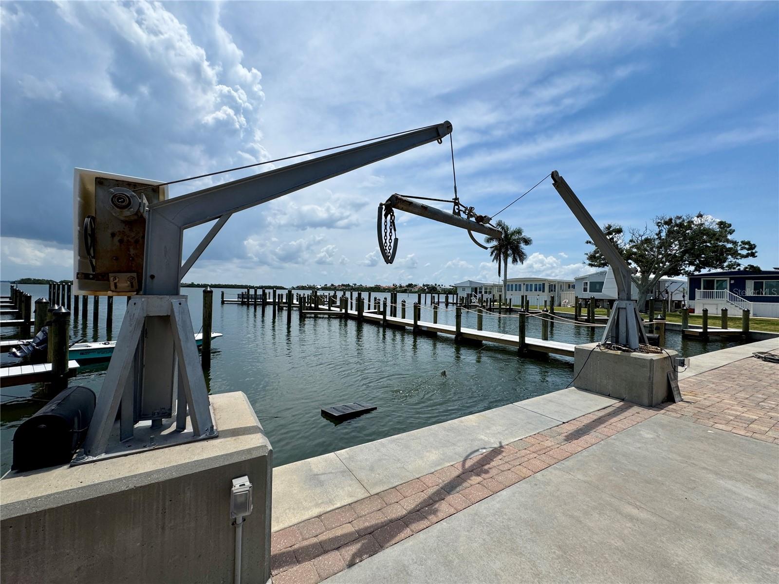 GULFSHORE OF LONGBOAT KEY - Residential