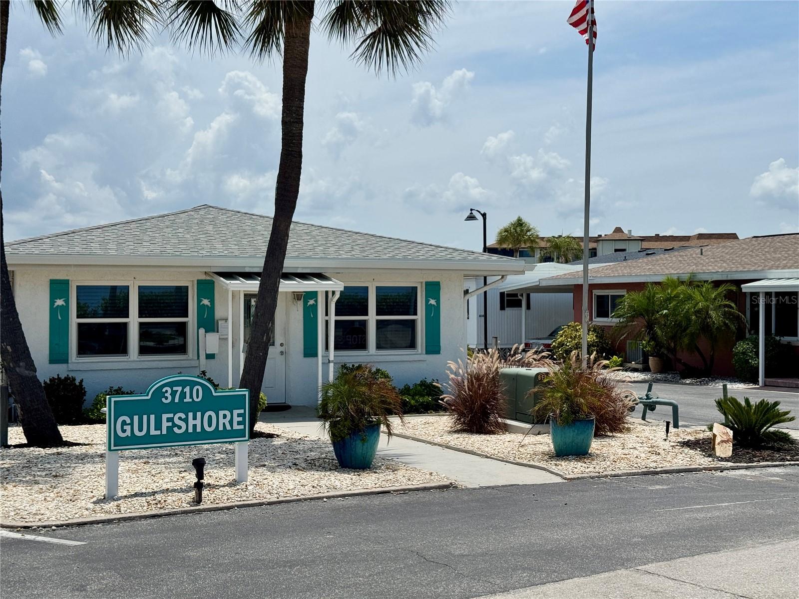 GULFSHORE OF LONGBOAT KEY - Residential