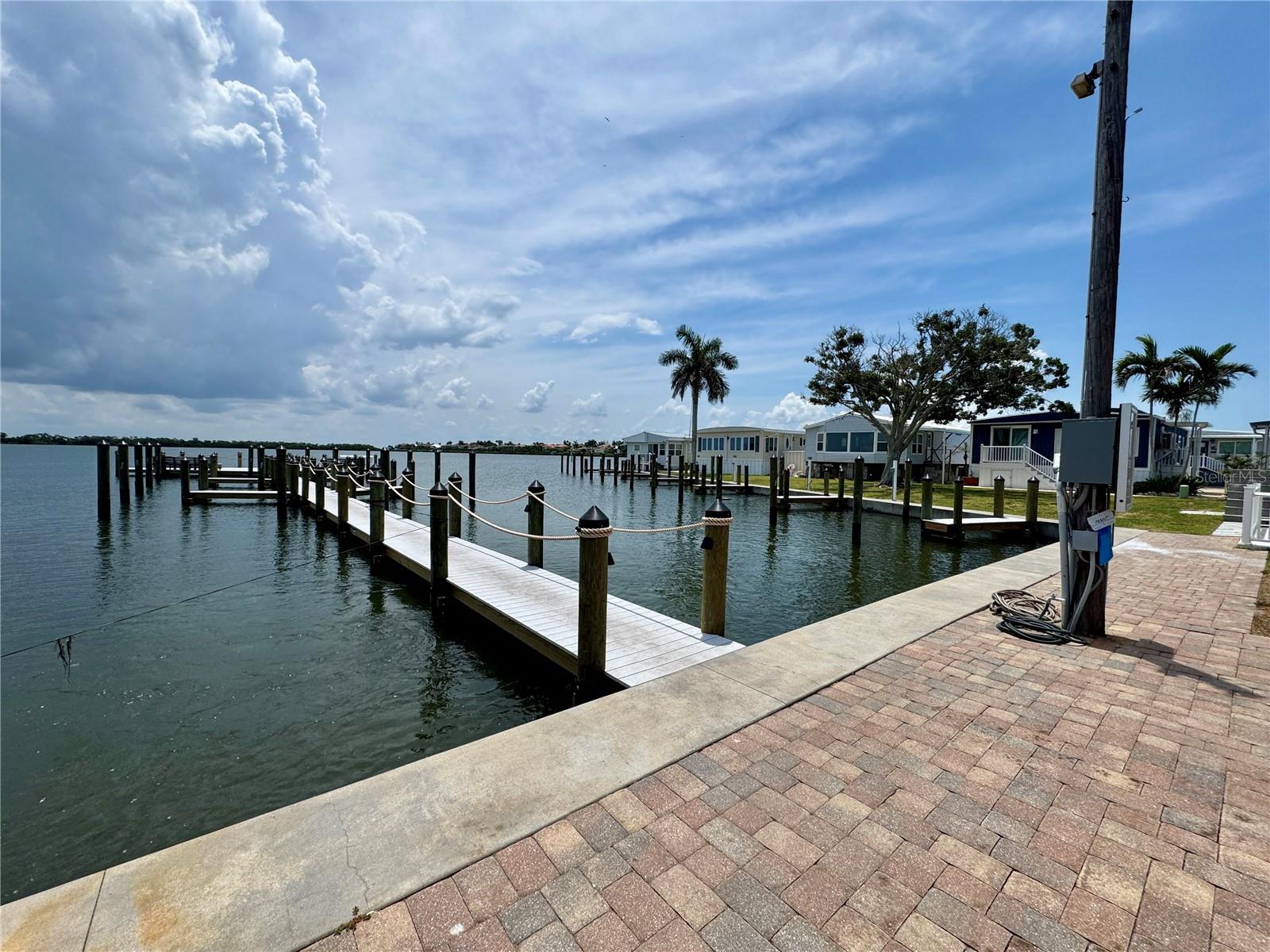 GULFSHORE OF LONGBOAT KEY - Residential