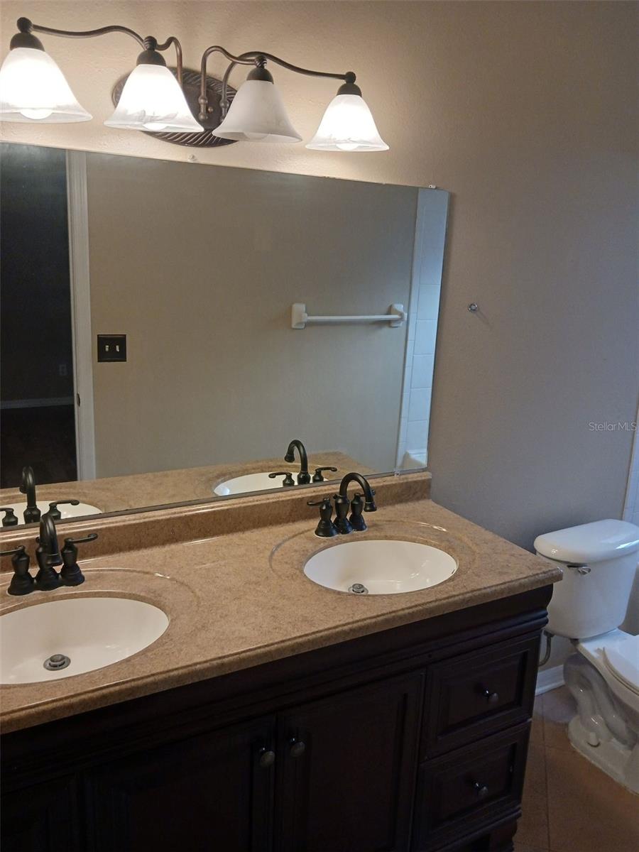 COPPER RIDGE TR G1 - Residential Lease