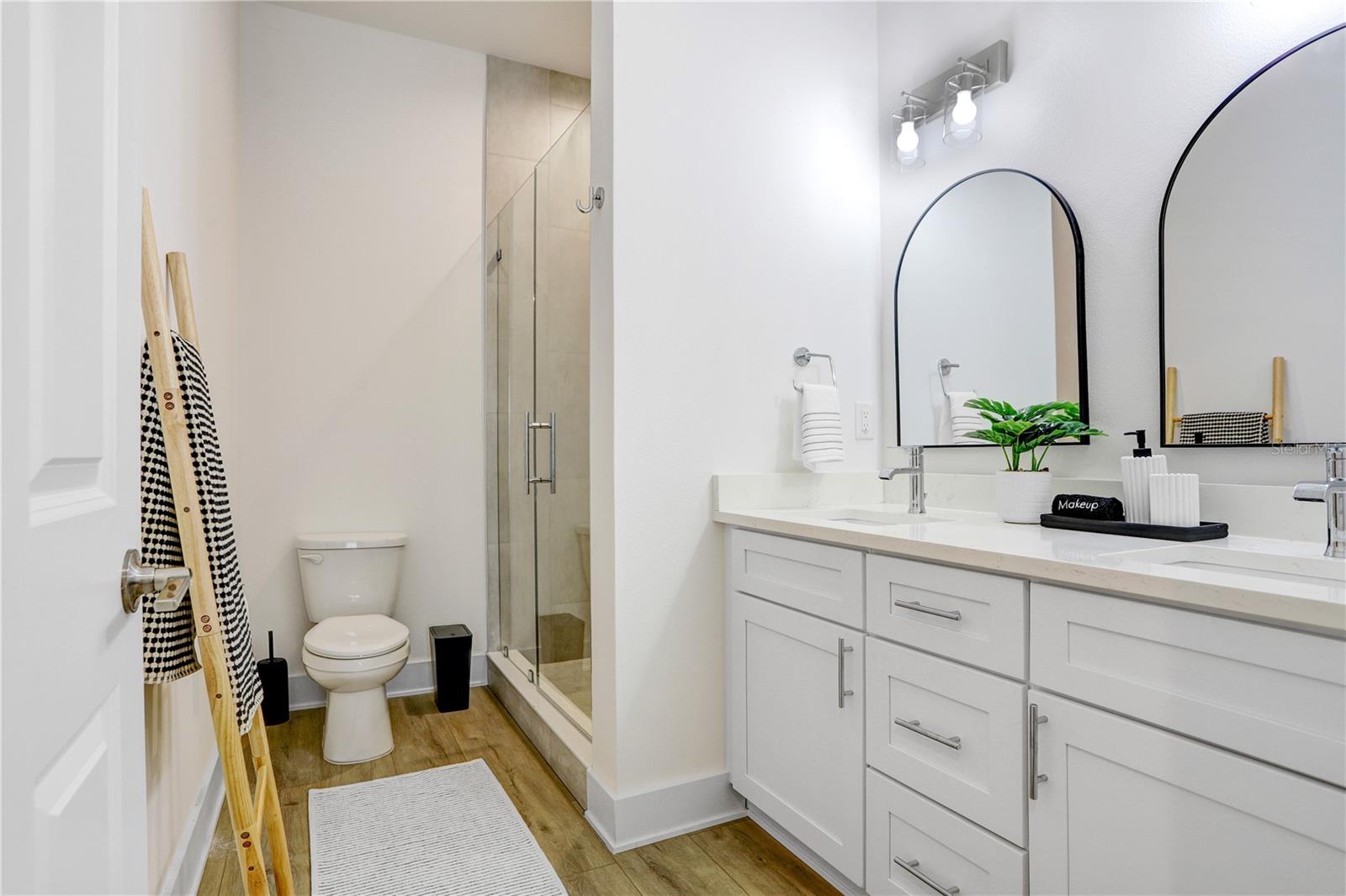 AZUL TWNHMS CONDO - Residential