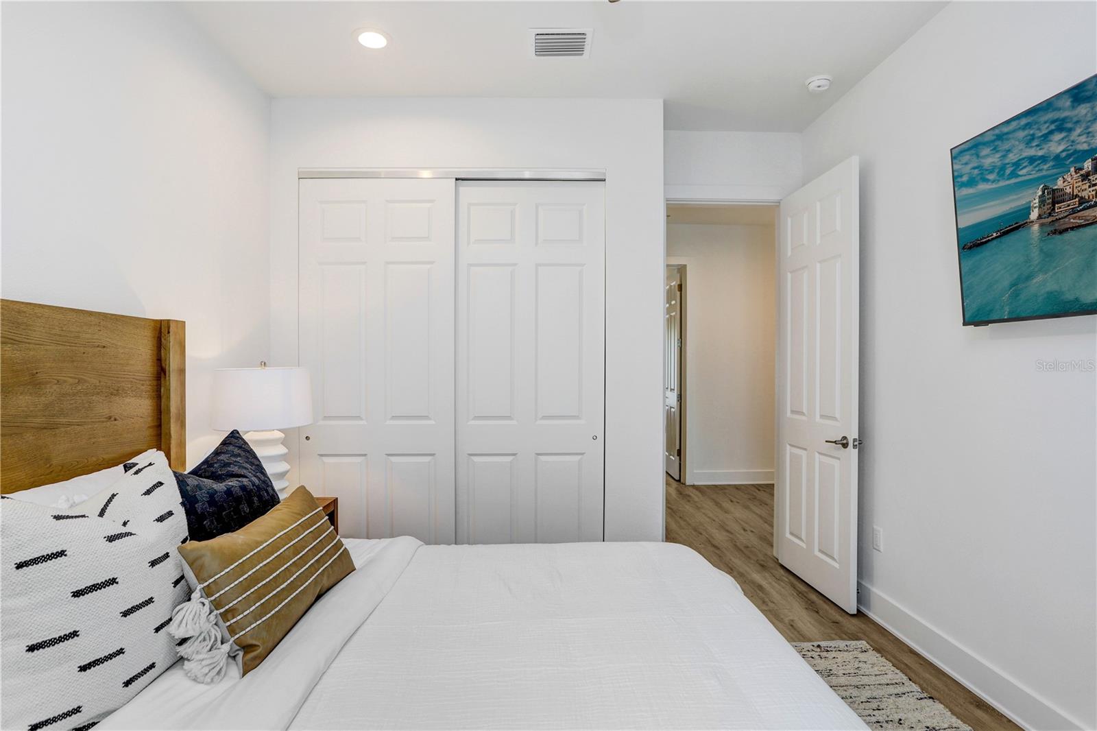 AZUL TWNHMS CONDO - Residential