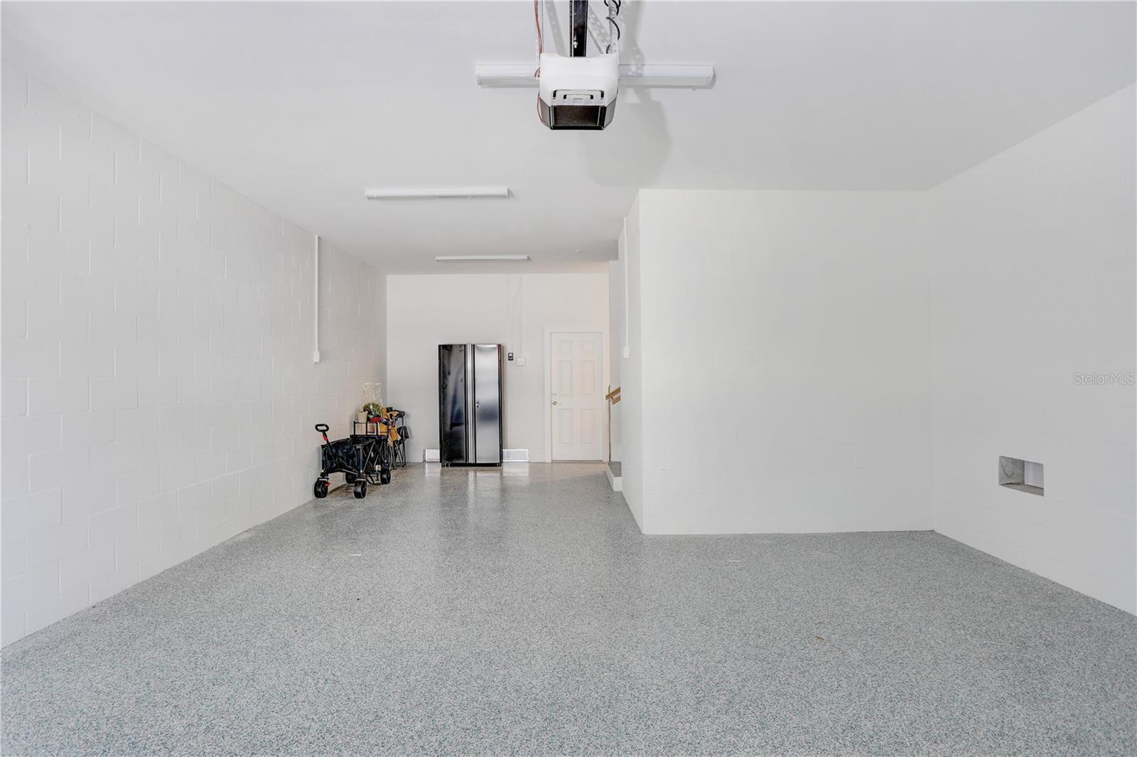 AZUL TWNHMS CONDO - Residential