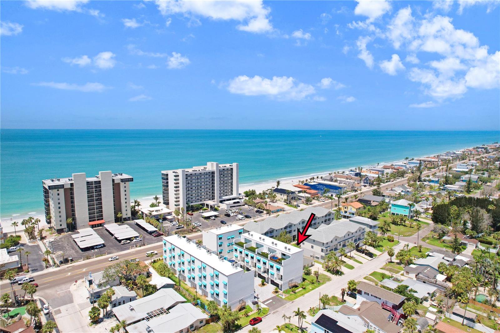 AZUL TWNHMS CONDO - Residential