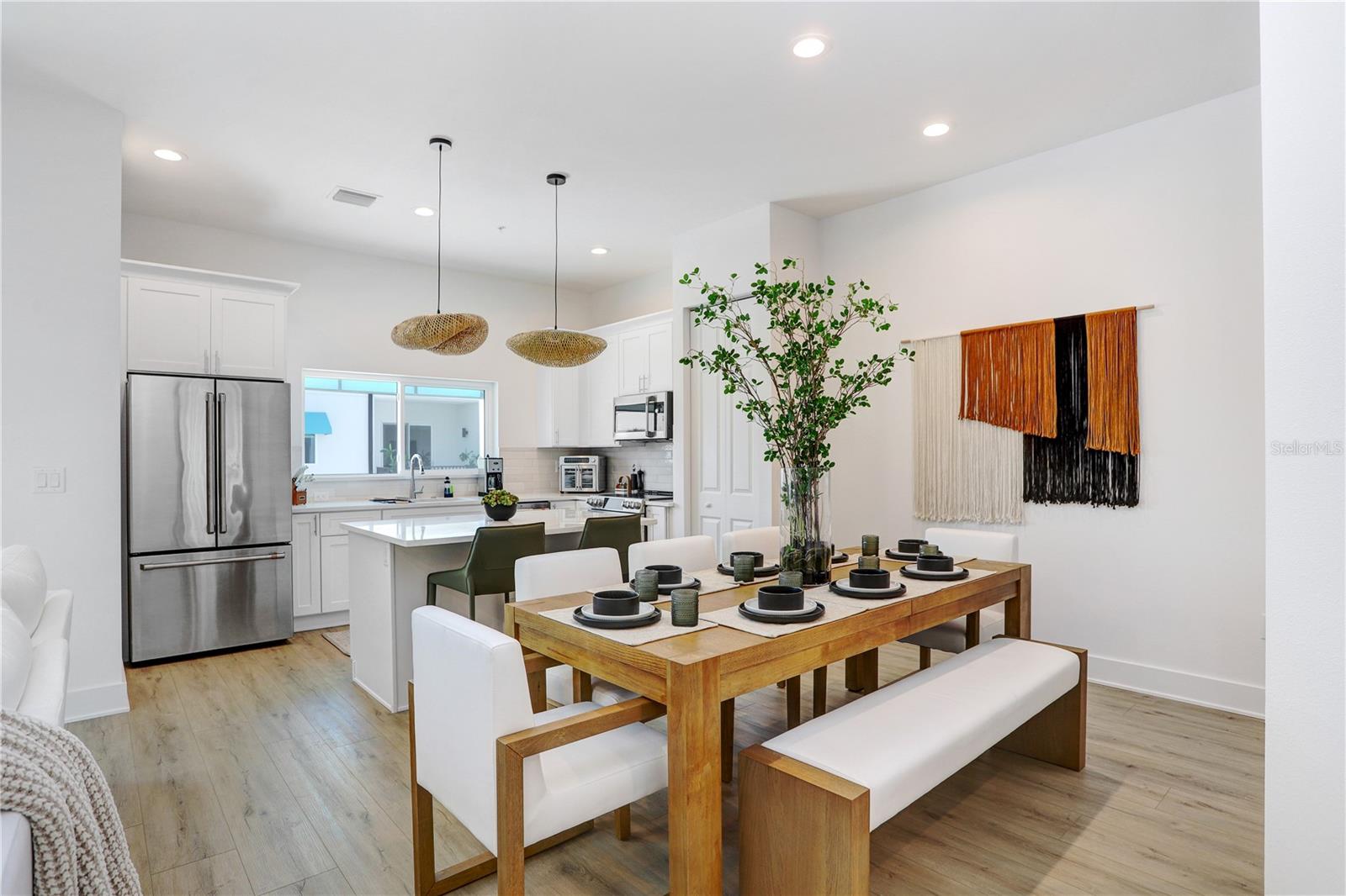 AZUL TWNHMS CONDO - Residential