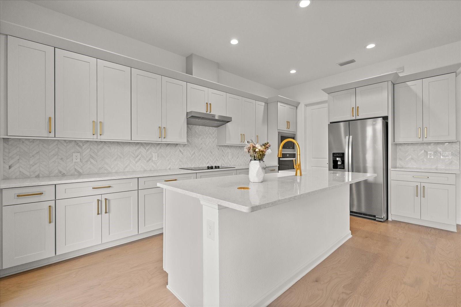 WESLYN PARK - Residential