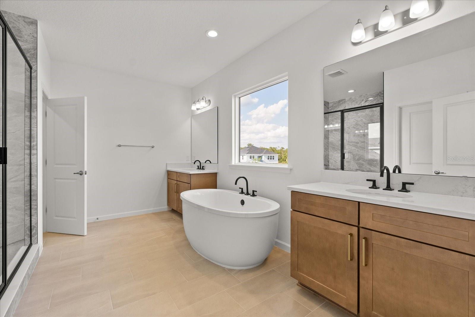 WESLYN PARK - Residential
