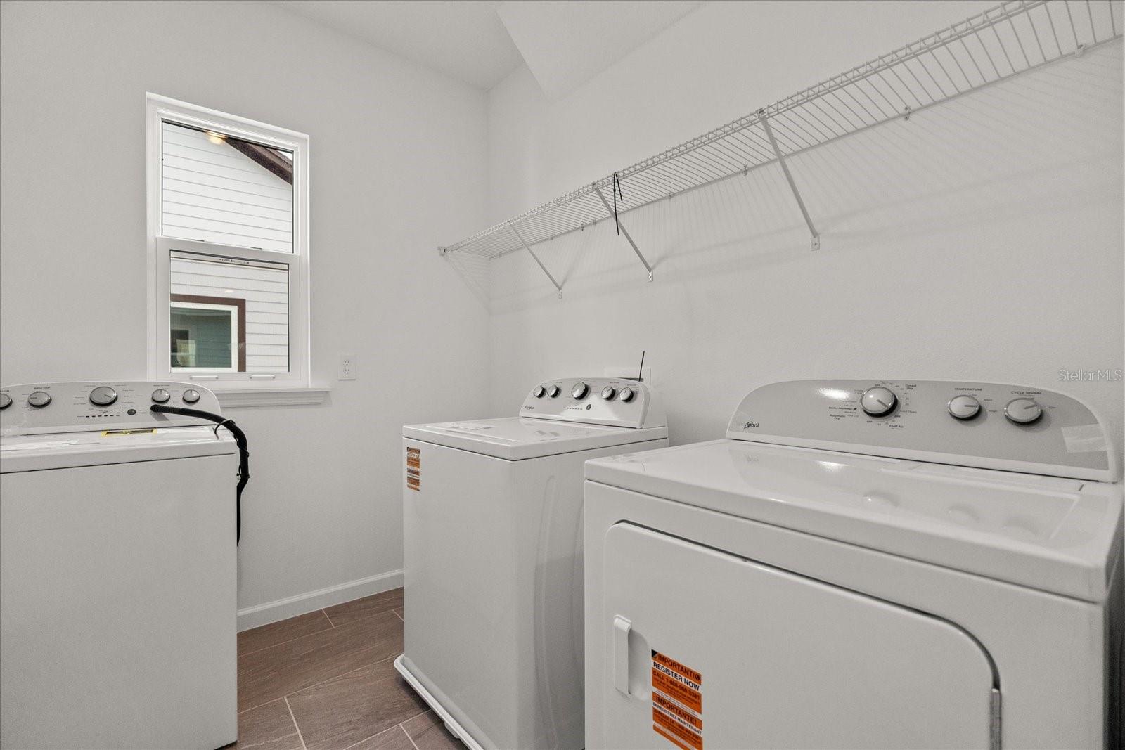 WESLYN PARK - Residential
