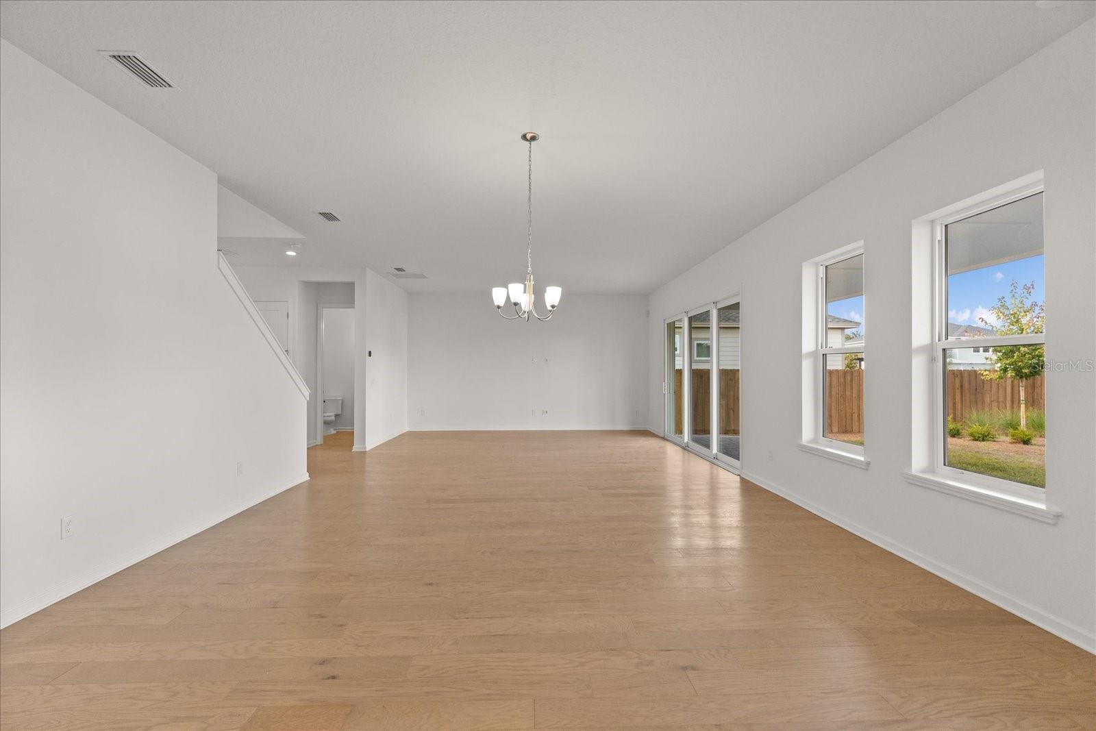 WESLYN PARK - Residential