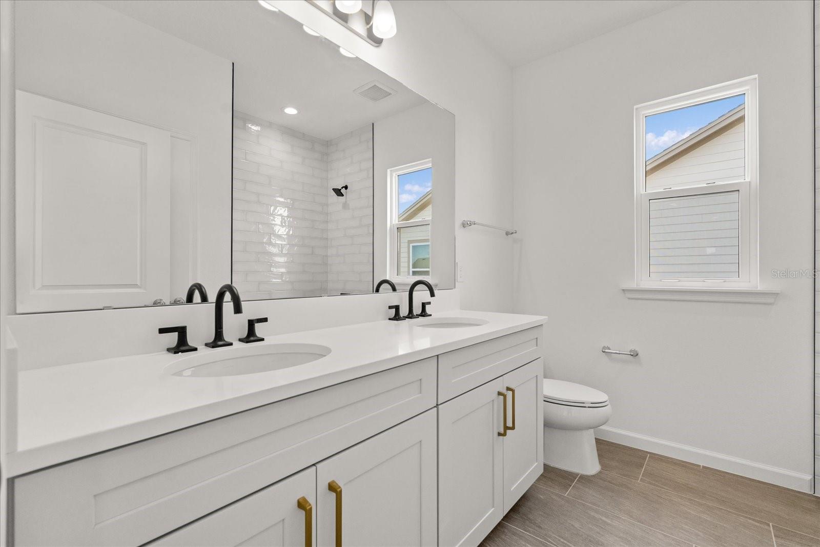 WESLYN PARK - Residential