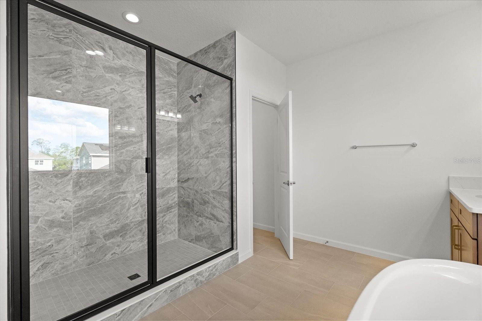 WESLYN PARK - Residential