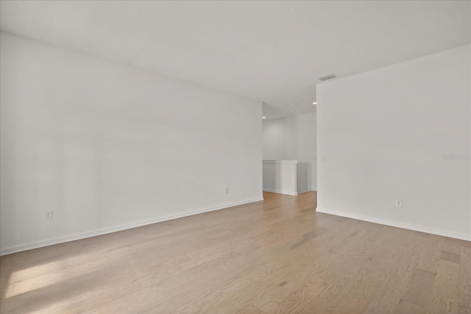 WESLYN PARK - Residential