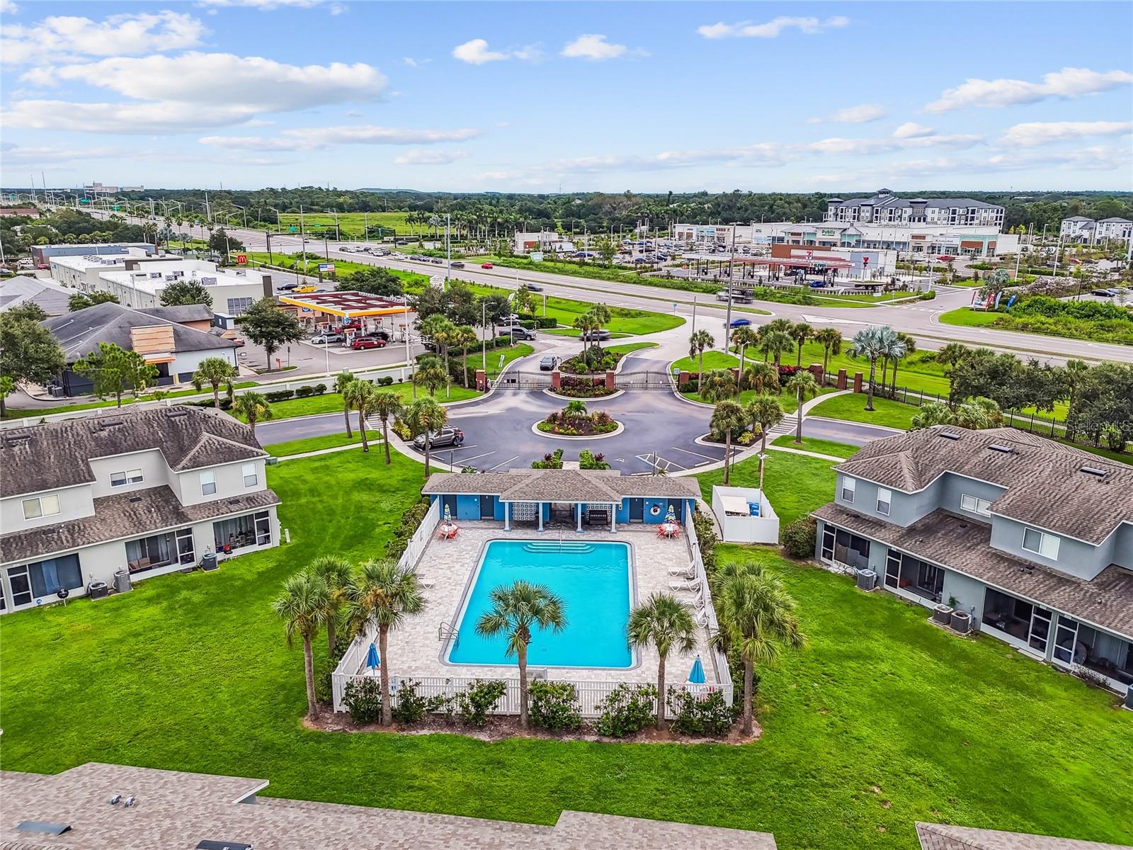 KINGS LAKE TWNHMS - Residential