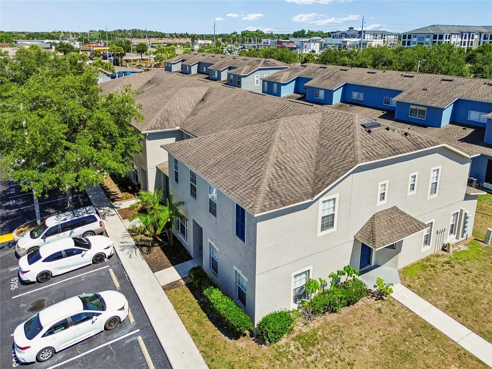 KINGS LAKE TWNHMS - Residential
