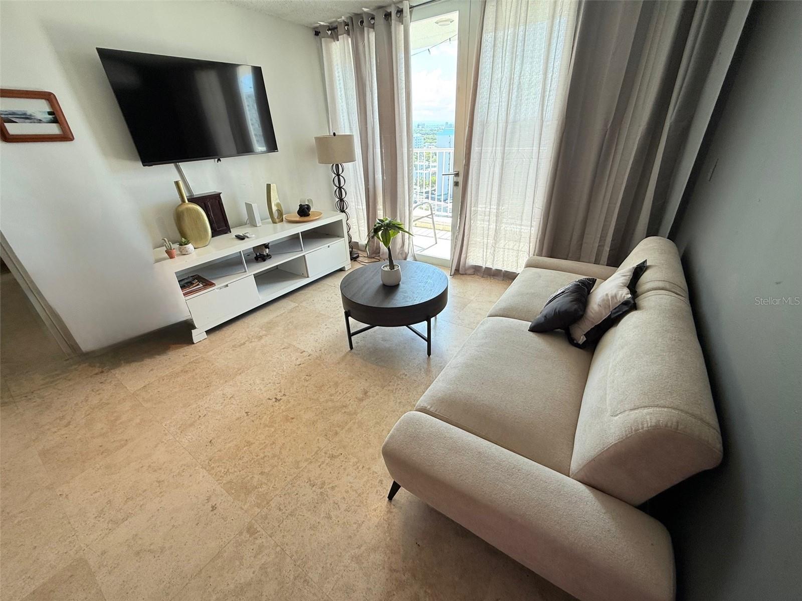 LA MANCHA COUNCIL OF OWNERS - Residential