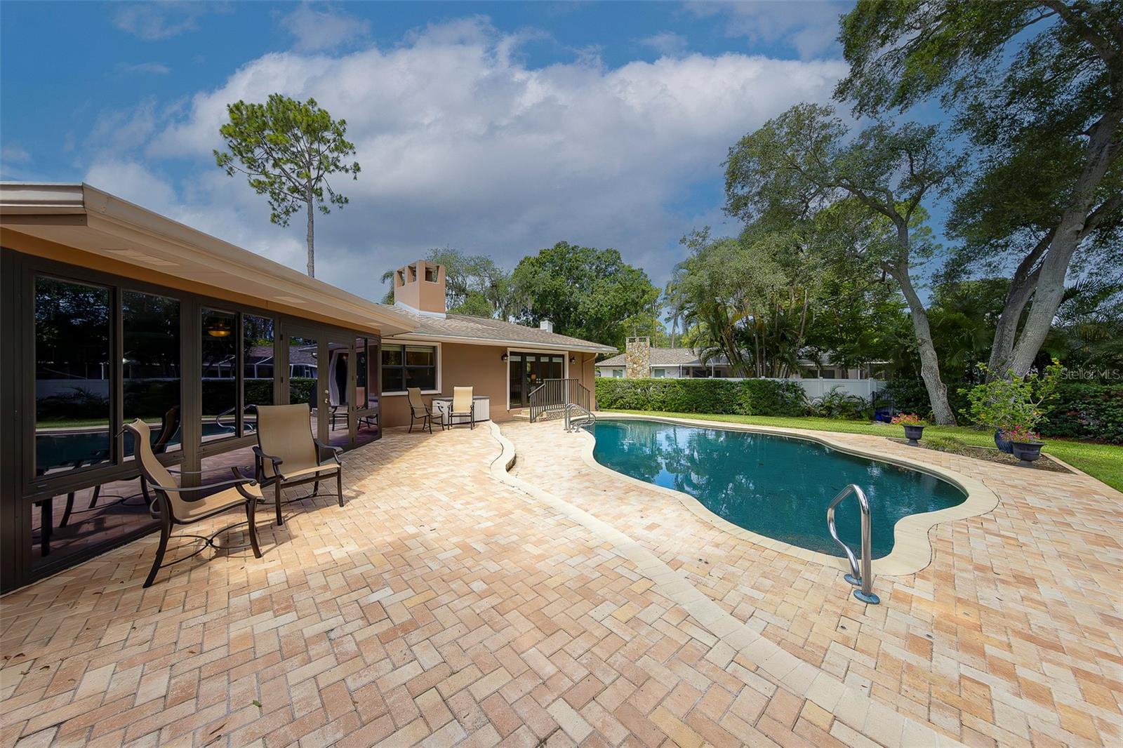 FEATHER SOUND CUSTOM HOME SITE - Residential