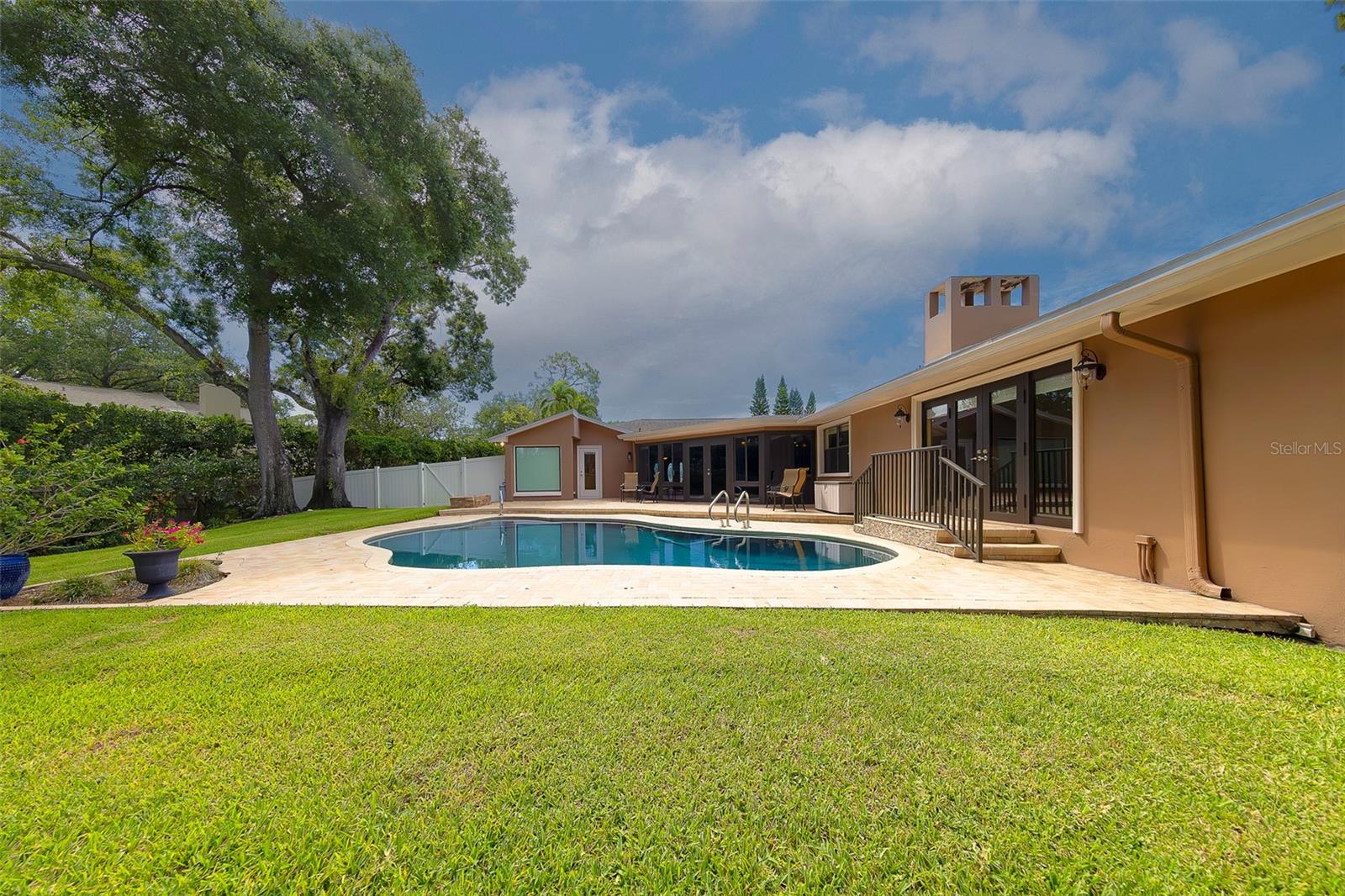 FEATHER SOUND CUSTOM HOME SITE - Residential