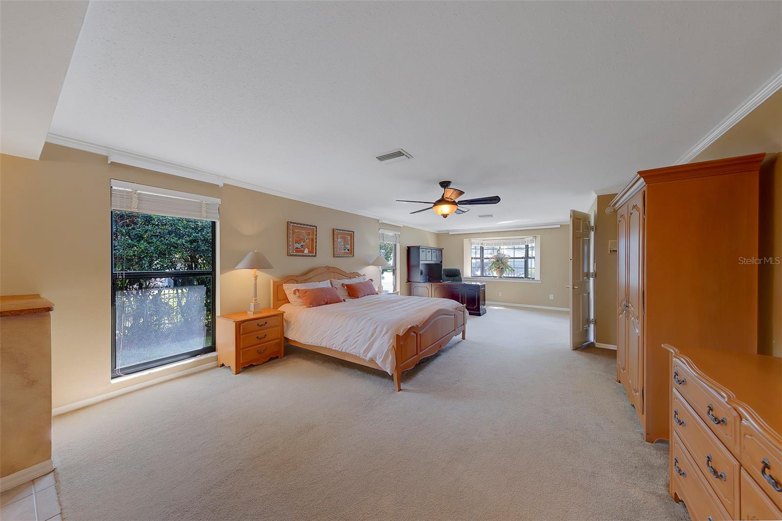 FEATHER SOUND CUSTOM HOME SITE - Residential