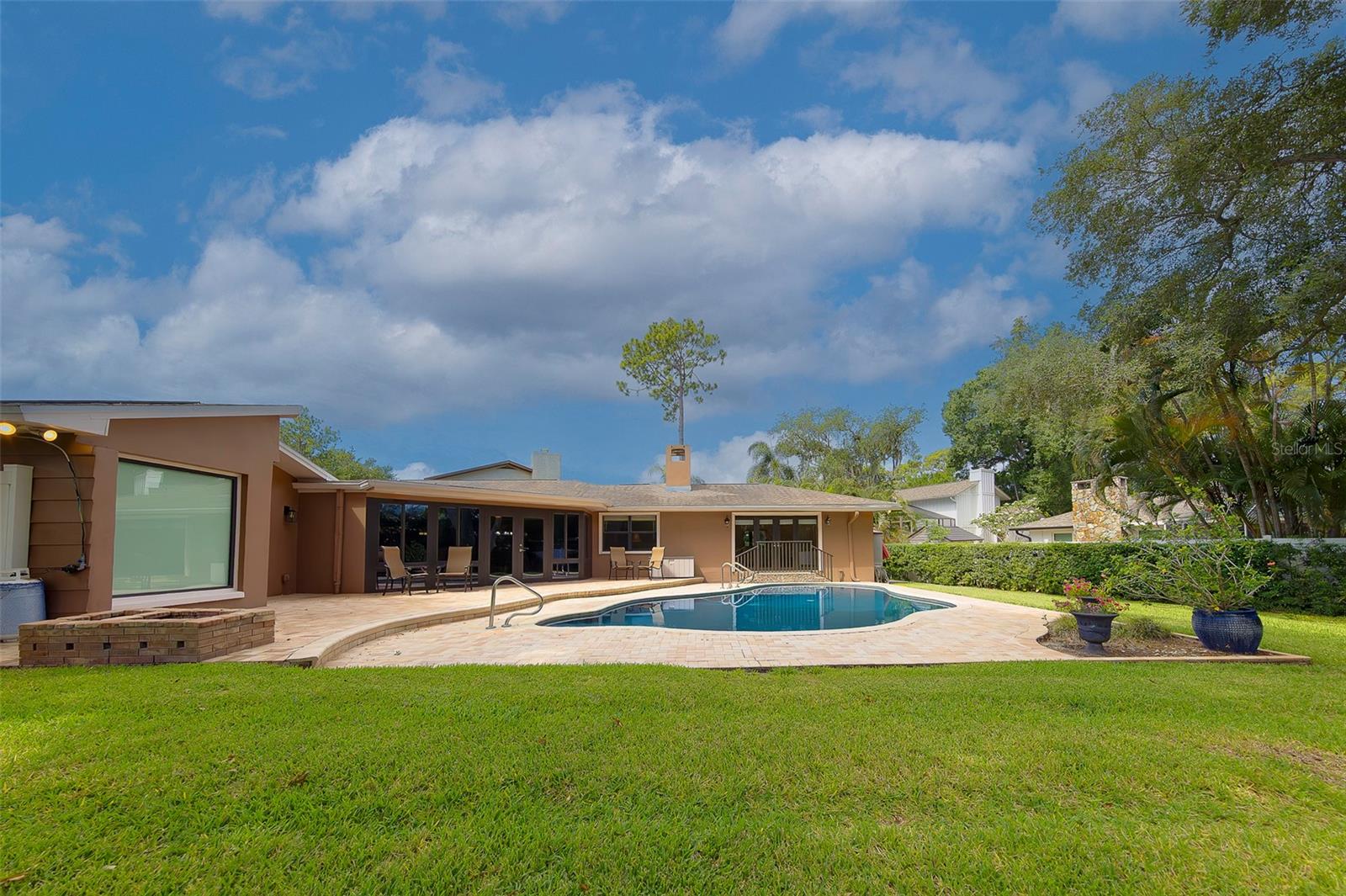 FEATHER SOUND CUSTOM HOME SITE - Residential