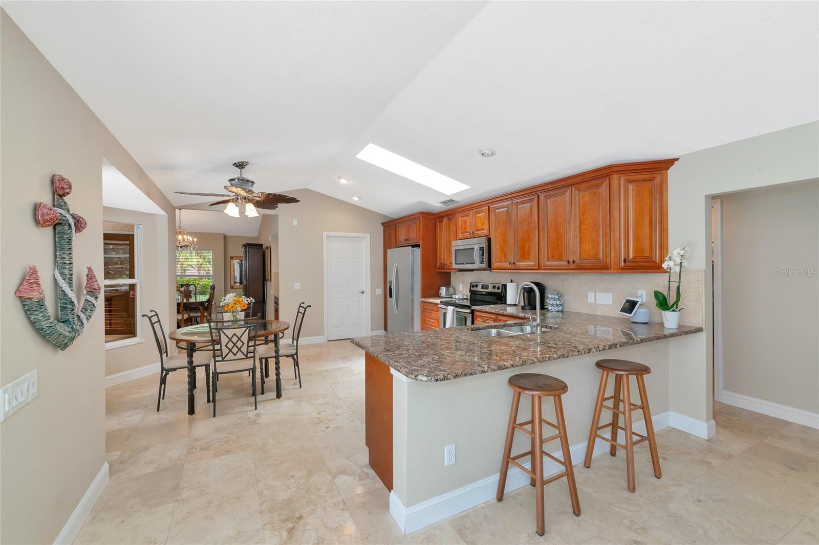 SOUTHBAY YACHT & RACQUET CLUB - Residential