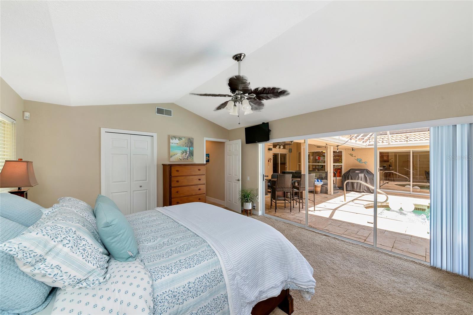 SOUTHBAY YACHT & RACQUET CLUB - Residential