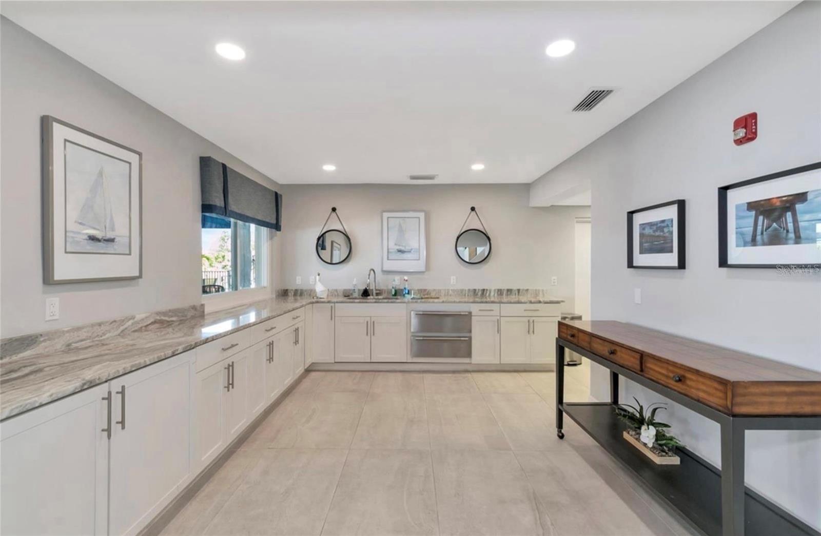 SOUTHBAY YACHT & RACQUET CLUB - Residential