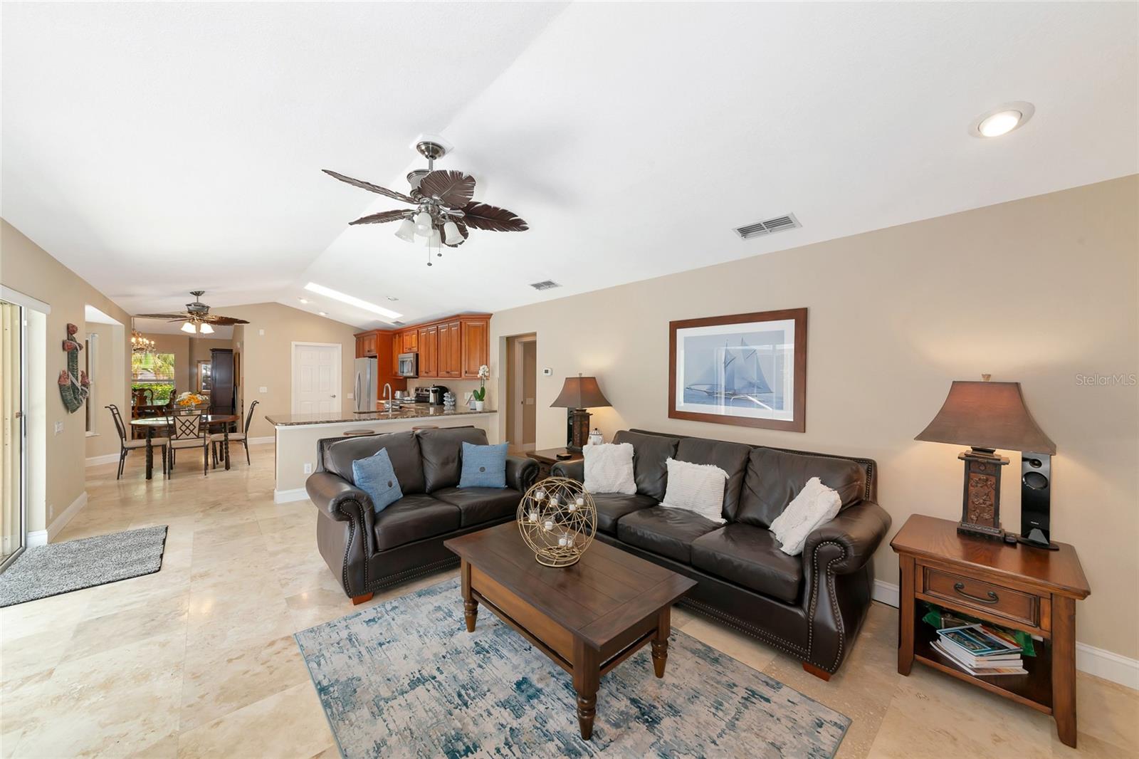 SOUTHBAY YACHT & RACQUET CLUB - Residential