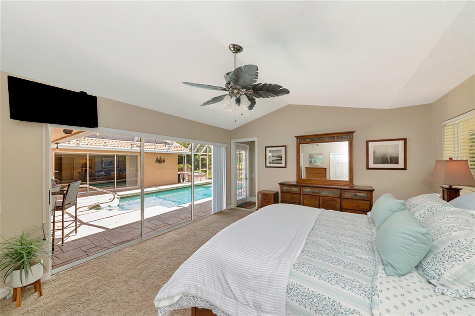 SOUTHBAY YACHT & RACQUET CLUB - Residential