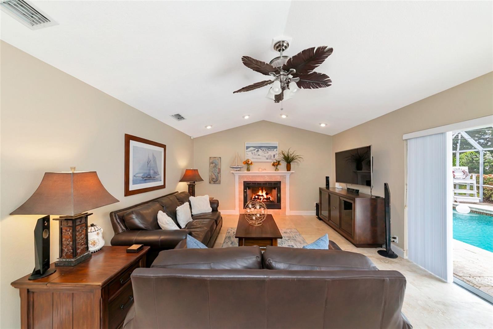 SOUTHBAY YACHT & RACQUET CLUB - Residential
